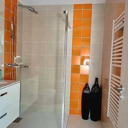 Aria Serena - Sejour Vue En Centre-ville - Classe 4 Etoiles *