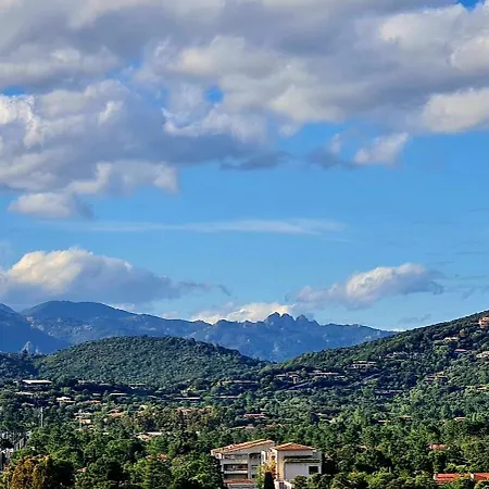 Aria Serena - Sejour Vue En Centre-ville - Classe 4 Etoiles Lägenhet *