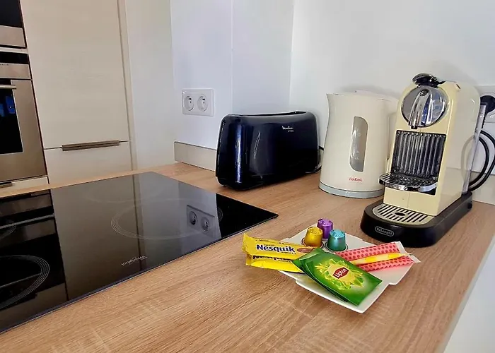 Aria Serena - Sejour Vue En Centre-ville - Classe 4 Etoiles *